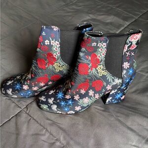 Indigo Black Floral Embroidered Heeled Boots